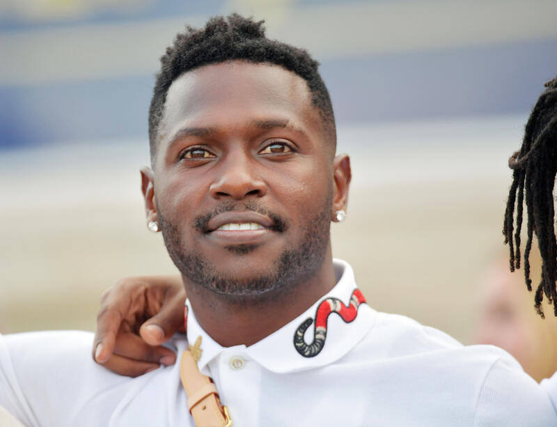 Antonio Brown Extradited from Dubai to face attempted murder charge