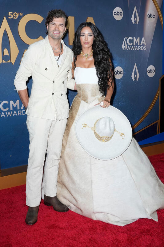 59th Annual CMA Awards - Arrivals