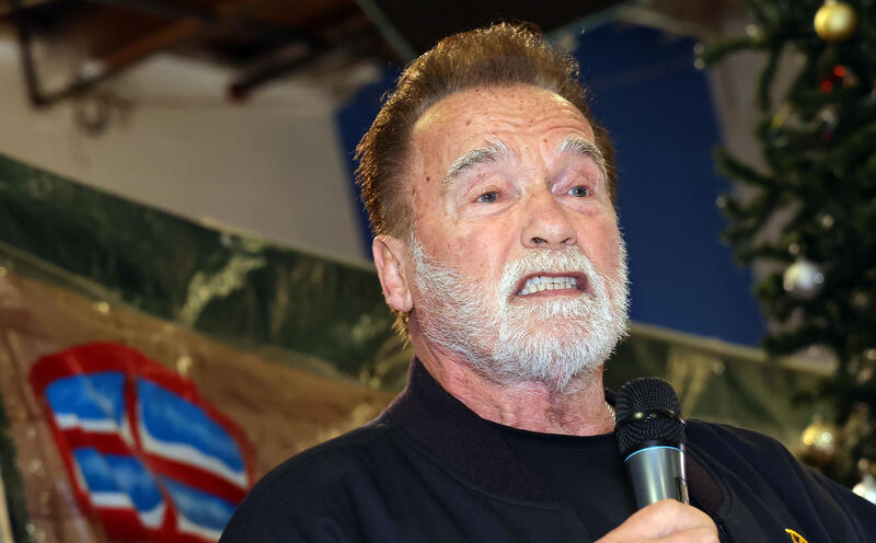 44th Annual Miracle on 1st Street Turkey Giveaway!