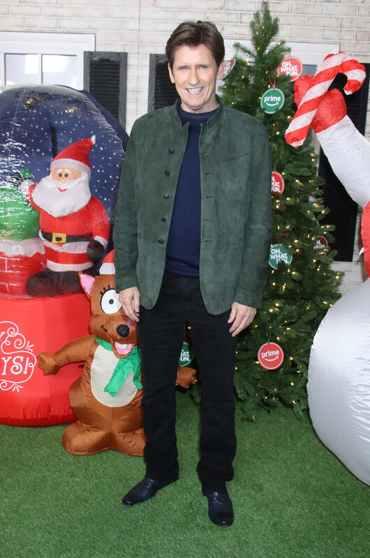 "Oh. What. Fun." World Premiere