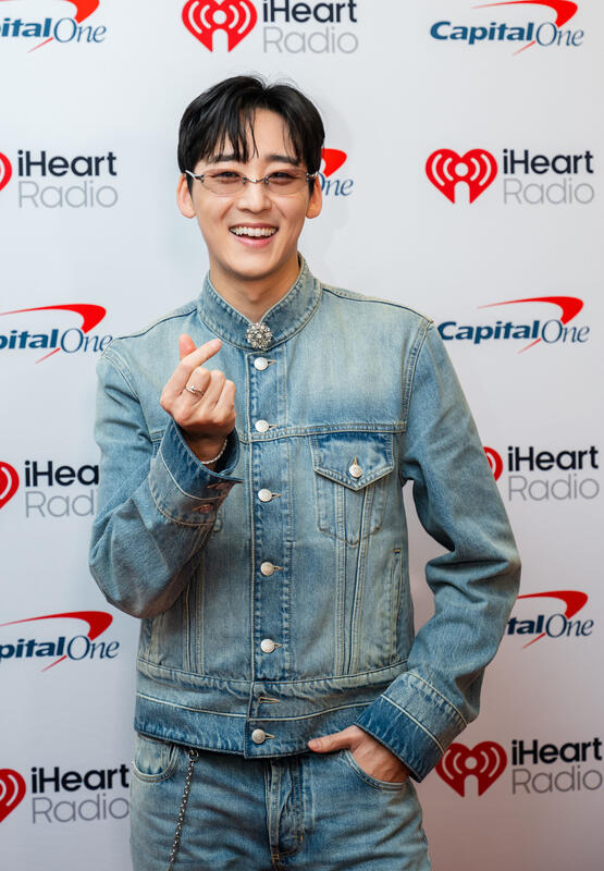 iHeartRadio 106.1 KISS FM's Jingle Ball - Arrivals