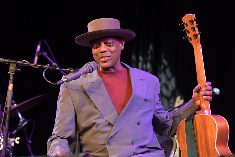 Eric Bibb performing at The January Blues Festival in London