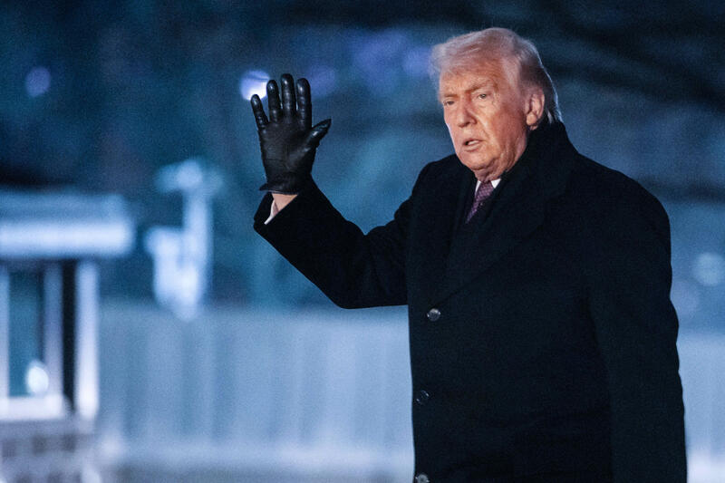 Trump Arrives from Davos