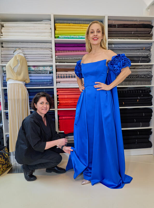 Kleid Anprobe bei MD Modedesign für den Opernball 2026  