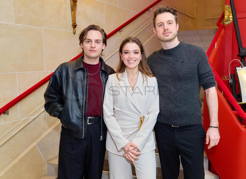 Copyright: Starpix / A. Tuma, 13.03.2026 Wien ,   Moritz MAUSSER, Nienke LATTEN,  Florian MINNEROP,  Highlights  aus " Maria Theresia - Das Musical " am Balkon des Casino Wien Kärntnerstrasse