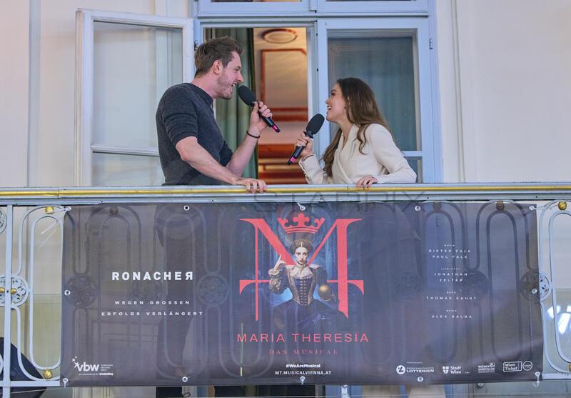 Copyright: Starpix / A. Tuma, 13.03.2026 Wien ,     Nienke LATTEN, Florian MINNEROP,     Highlights  aus " Maria Theresia - Das Musical " am Balkon des Casino Wien Kärntnerstrasse