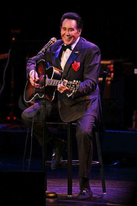 Wayne Newton: Mr. Las Vegas Memories & Melodies Tour