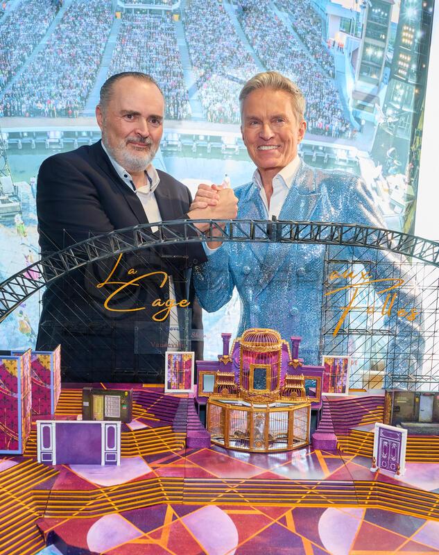 Copyright: Starpix / Alexander Tuma, 19.03.2026 Wien,  Hans Peter DOSKOZIL, Alfons HAIDER,   mit Bühnenbild, Pressekonferenz „Ein Käfig voller Narren“ im Hotel Marriott