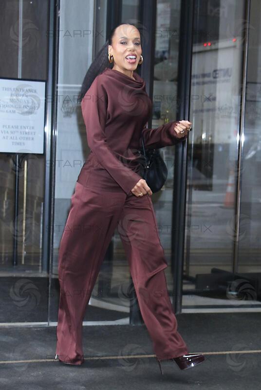 Kerry Washington Seen In NYC