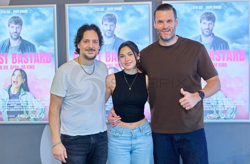 Copyright: Starpix / A. Tuma, 22.03.2026 Wien ,   Erkan ACAR, Aliyah ACAR, Phillippe REINHARDT, Kino Premiere (Vorpremiere)   von " Ghost Bastard" im Cineplexx Donau Zentrum Wien