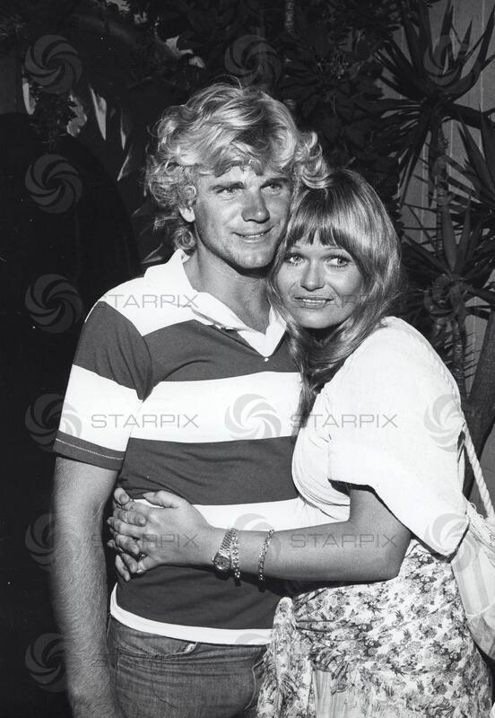 Valerie Perrine dies at 82