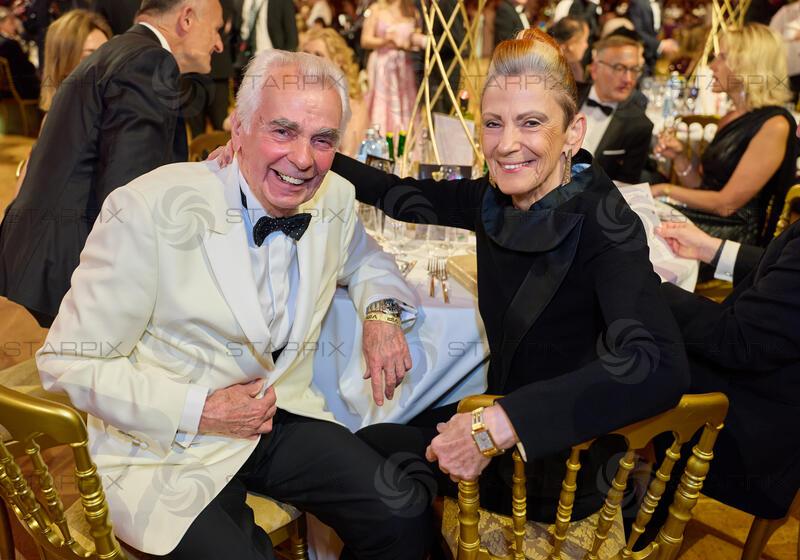 Copyright: Starpix / A. Tuma, 18.04.2026 Wien ,  Liselotte und  Hannes NEDBAL,     19. DAC ( Dancer Agains Cancer Ball) in der Wiener Hofburg