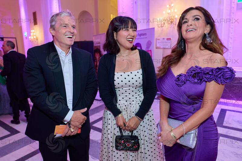 Copyright: Starpix / A. Tuma, 18.04.2026 Wien ,   Manfred BAUMANN,    Shannon LEE und Tochter Wren KEASLER,    19. DAC ( Dancer Agains Cancer Ball) in der Wiener Hofburg