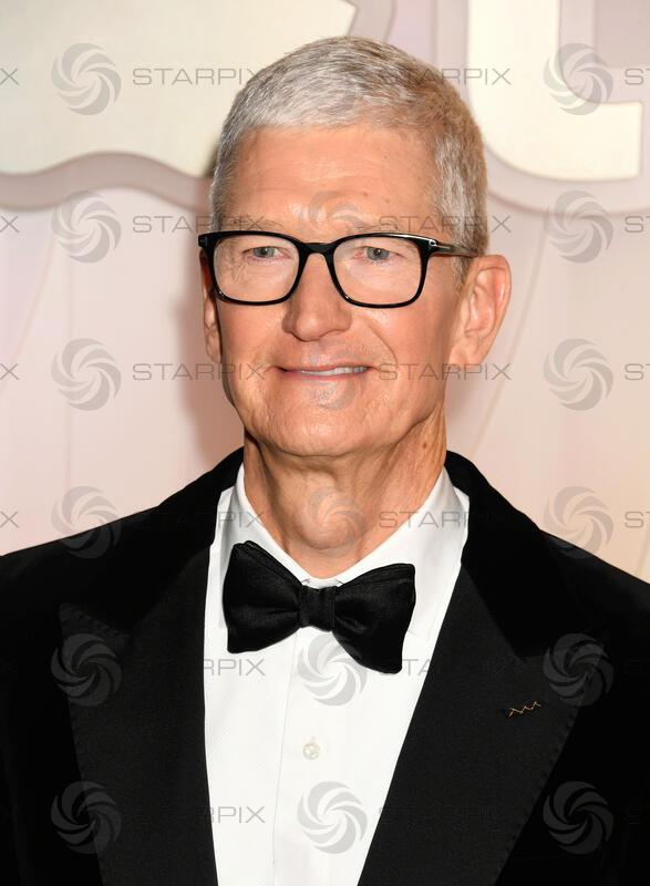 Tim Cook steps down as Apple CEO