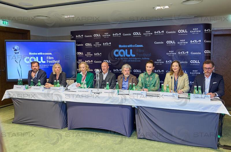 Copyright: Starpix / A. Tuma, 30.04.2026 Wien ,  Jürgen BESS, Eva IRNBERGER, Elisabeth SEREDA,  Oliver HIRSCHBIEGEL,   Reinhold und Diane MESSNER, Christina Zappella-Kindel, Harald HÖLZL, Pressekonferenz "Erstes  CALL Film Festival in  Bad Hofgastein" im Hotel Anantara Palais Hansen Vienna