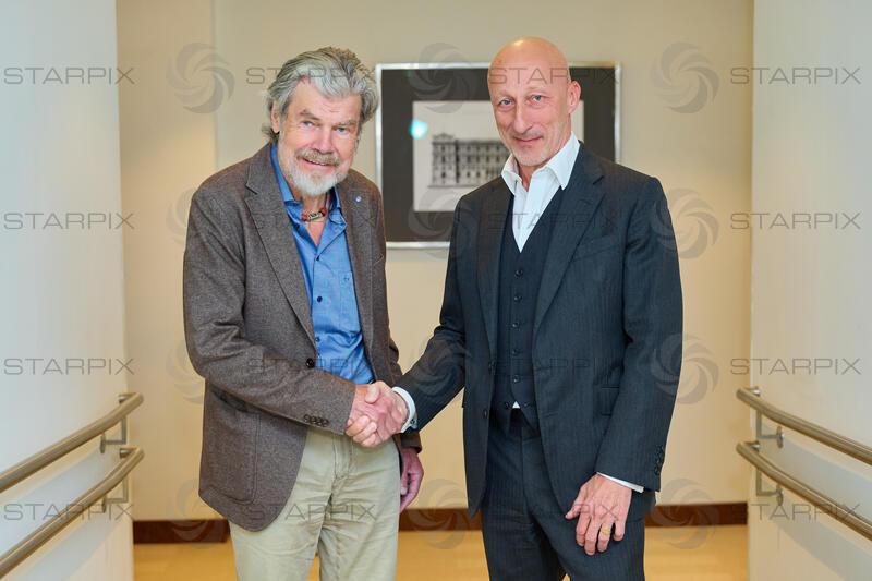 Copyright: Starpix / A. Tuma, 30.04.2026 Wien ,   Reinhold MESSNER  , Oliver HIRSCHBIEGEL, Pressekonferenz "Erstes  CALL Film Festival in  Bad Hofgastein" im Hotel Anantara Palais Hansen Vienna