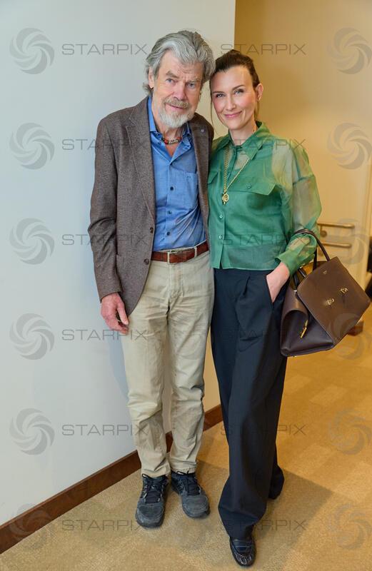 Copyright: Starpix / A. Tuma, 30.04.2026 Wien ,   Reinhold MESSNER mit Frau Diane, Pressekonferenz "Erstes  CALL Film Festival in  Bad Hofgastein" im Hotel Anantara Palais Hansen Vienna