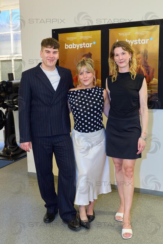 Copyright: Starpix / A. Tuma, 26.05.2026 Wien ,  Joscha BONGARD,    Lisa  PURTSCHER,   Lotta SCHMELZER,  , Kinopremiere von " Babystar " im Votivkino Wien