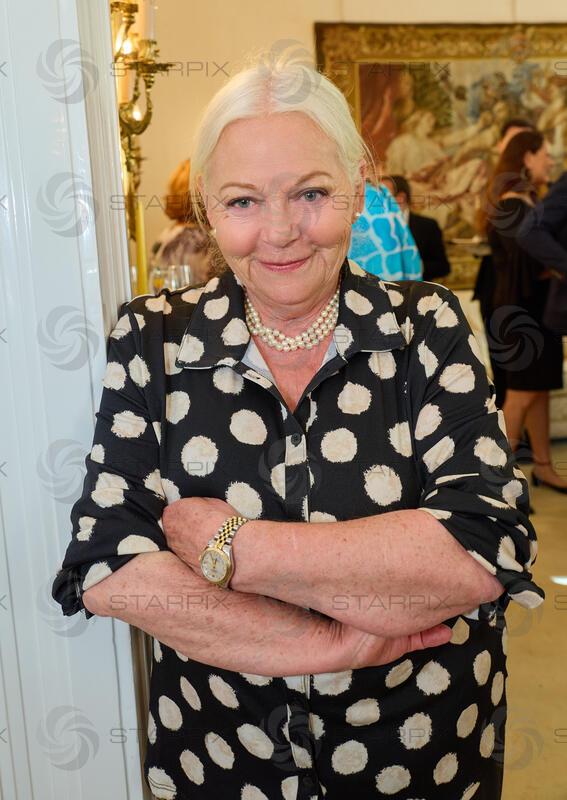 Copyright: Starpix / A. Tuma, 28.05.2026 Wien ,    Brigitte KREN , Portrait, (mitte), Empfang für Familie Kolarik bei Birgit Sarata