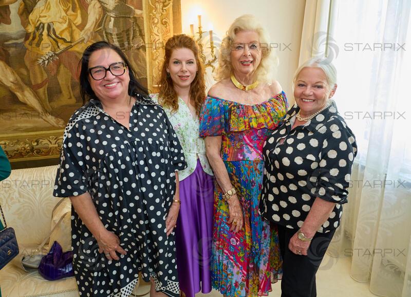 Copyright: Starpix / A. Tuma, 28.05.2026 Wien ,   Maria HAPPEL, Teresa VOGL, Birgit SARATA, Brigitte KREN ,  Empfang für Familie Kolarik bei Birgit Sarata