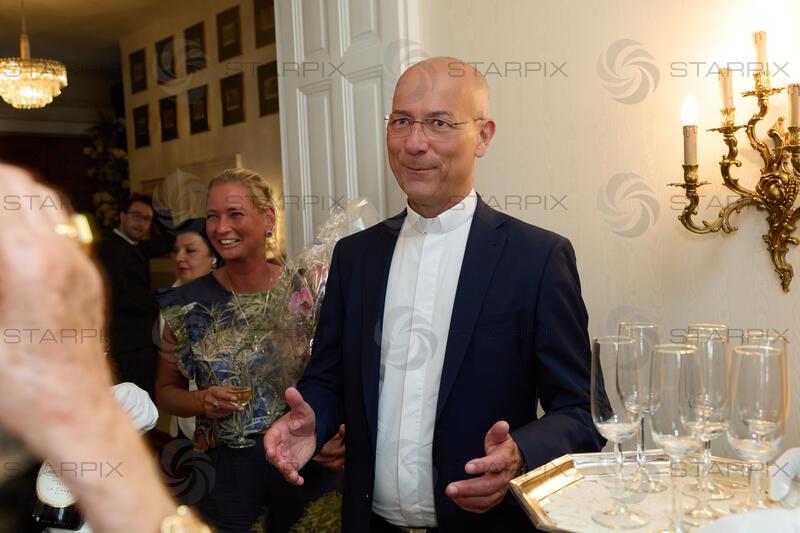 Copyright: Starpix / A. Tuma, 28.05.2026 Wien ,   Toni FABER, Empfang für Familie Kolarik bei Birgit Sarata