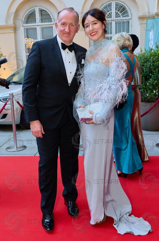Copyright: Starpix / A. Tuma, 29.05.2026 Wien ,   Paul HALWAX und Frau  Maddalena Del GOBBO,  Empfang in der Trattoria Martinelli und Red Carpet beim Grand Ballo Italiano im Palais Niederösterreich Wien