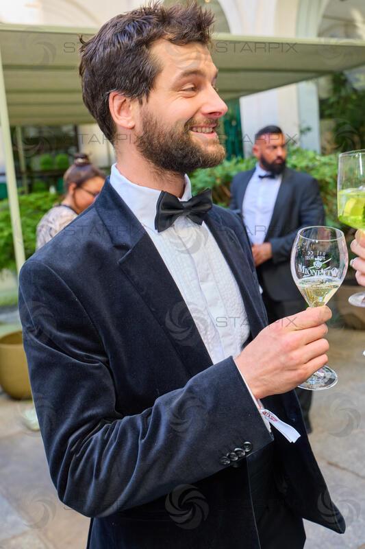 Copyright: Starpix / A. Tuma, 29.05.2026 Wien , Aaron KARL,    Empfang in der Trattoria Martinelli und Red Carpet beim Grand Ballo Italiano im Palais Niederösterreich Wien