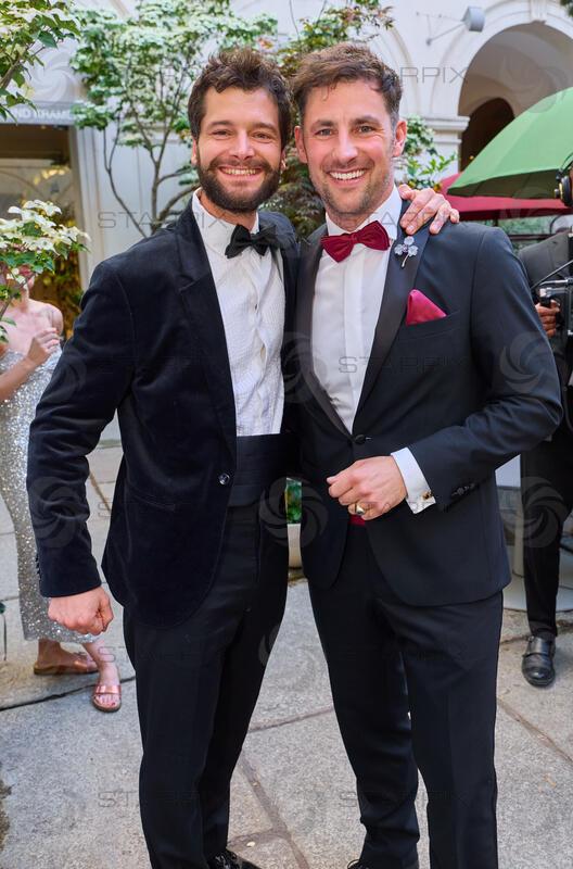 Copyright: Starpix / A. Tuma, 29.05.2026 Wien ,    Aaron KARL,  Ferdinand SEEBACHER,  Empfang in der Trattoria Martinelli und Red Carpet beim Grand Ballo Italiano im Palais Niederösterreich Wien