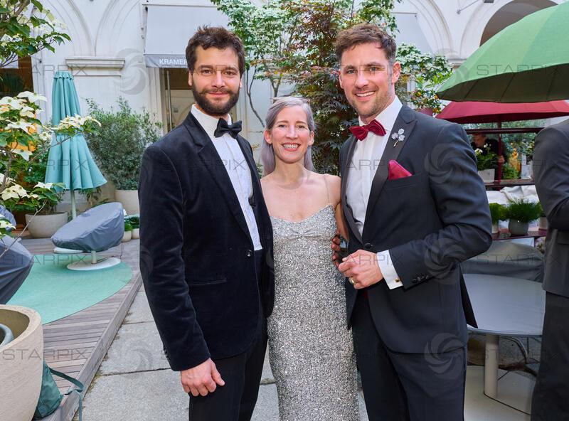 Copyright: Starpix / A. Tuma, 29.05.2026 Wien ,    Aaron KARL und Freundin DORO (Dorothea) ,  Ferdinand SEEBACHER,  Empfang in der Trattoria Martinelli und Red Carpet beim Grand Ballo Italiano im Palais Niederösterreich Wien