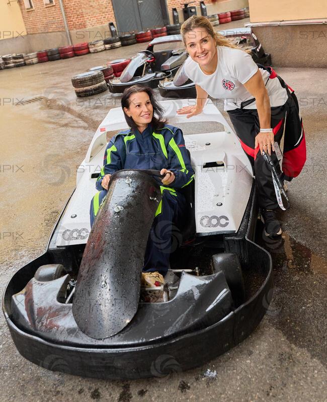 Copyright: Starpix / A. Tuma,  30.05.2026 Wien , Katharina GERHARDT, Lizz (Elisabeth) GÖRGL,    " art of cart " Charity Celebrity Race  in der Ottakringer Brauerei Wien