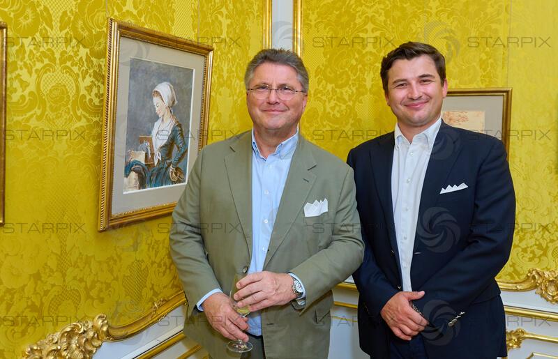 Copyright: Starpix / A. Tuma, 02.06.2026 Wien , Karl Heinz STRAUSS und Sohn Michael STRAUSS,    Otto WAALKES, Christa FÜRNKRANZ, Ausstellungseröffnung und Empfang zu „Otto meets Albertina“ in der Albertina Wien