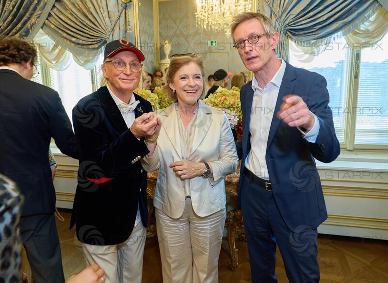 Copyright: Starpix / A. Tuma, 02.06.2026 Wien ,     Otto WAALKES,  Ingrid THURNHER,   Ralph GLEIS, Direktor Albertina,   Ausstellungseröffnung und Empfang zu „Otto meets Albertina“ in der Albertina Wien