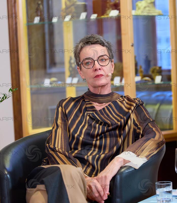Copyright: Starpix / A. Tuma, 02.06.2026 Wien ,  Franziska MADERTHANER,  Diskussion zu Kunstsammler brauchen Ergebnisse - der Politik im Auktionshaus Kinsky