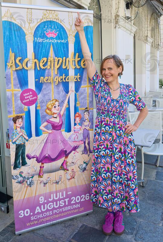 Copyright: Starpix / A. Tuma, 08.06.2026 Wien ,   Nina BLUM, JPortrait, Pressekonferenz zu "Aschenputtel neu getanzt ", Märchensommer Nierösterreich  Schloss Poysdorf, im Restaurant Ellas Wien
