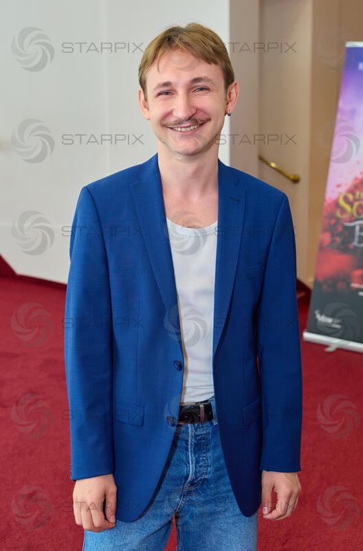 Copyright: Starpix / A. Tuma, 09.06.2026 Wien ,  Linus Al BAROFFIO,  ,  Portrait,      Präsentation des Cast zur Neuinszenierung von " Die Schöne und das Biest " im Raimundtheater Wien - Fototermin
