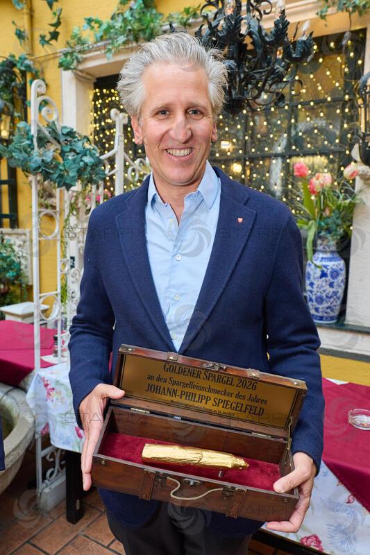 Copyright: Starpix / A. Tuma, 10.06.2026 Deutsch Wagram,   Johann Philipp (Johan -Philipp) SPIEGELFELD,  mit Auszeichnung,    Verleihung des Goldenen Spargel 2026 im Marchfelderhof 