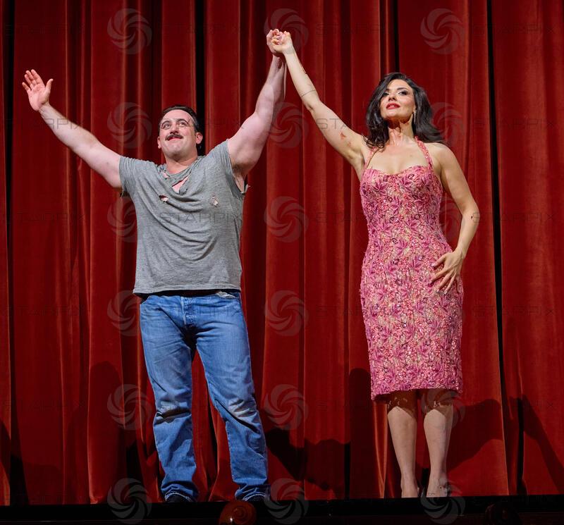 Copyright: Starpix / A. Tuma, 11.06.2026 Wien , Freddie de TOMMASO (Don Jose), Elmina HASAN ( Carmen)  ,  Opern Aufführung "Carmen U27" nur für Besucher unter 27 Jahre - Wiener Staatsoper