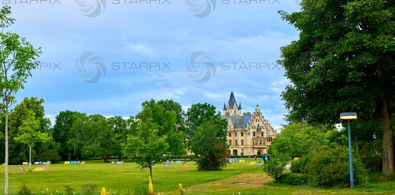 Copyright: Starpix / A. Tuma, 12.06.2026 Grafenegg,  Schloss Grafeneg, Sehenswürdigkeit, Sunok LEE, 20. Jahre Sommernachtsgala Grafenegg