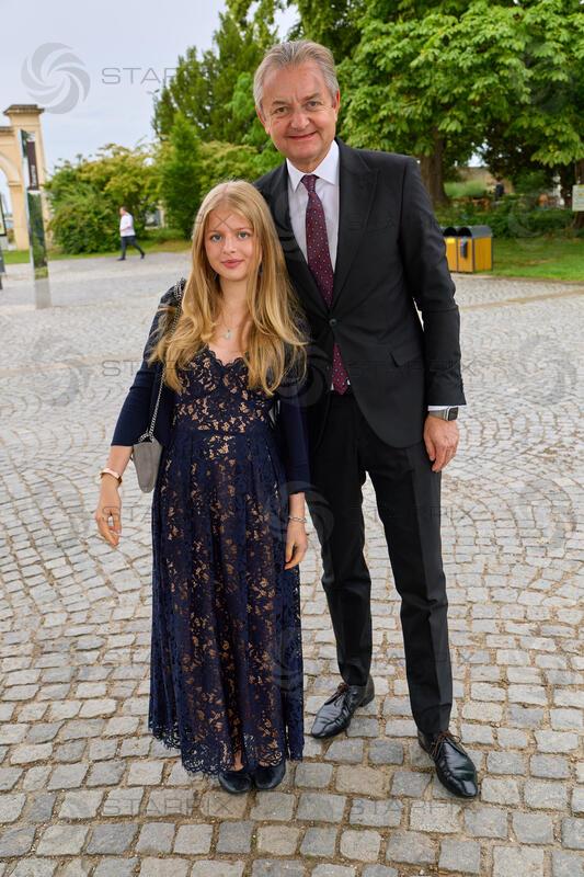 Copyright: Starpix / A. Tuma, 12.06.2026 Grafenegg,  Gerad GERSTBAUER und  ROSA ( gemeinsame Tochter mit Kristina Sprenger), , 20. Jahre Sommernachtsgala Grafenegg