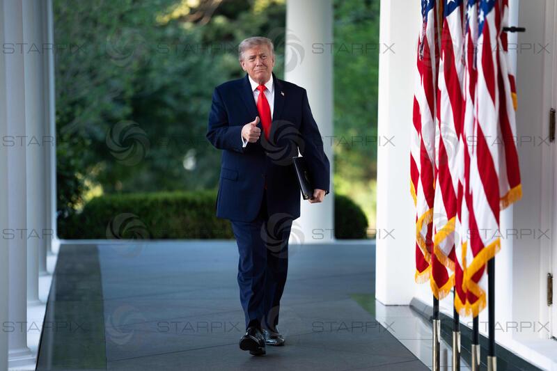 Trump Hosts a Rose Garden Club Dinner with American Farmers