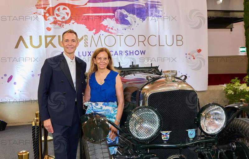 Premiere des Aurum Motor Club in der Spanischen Hofreitschule Wien