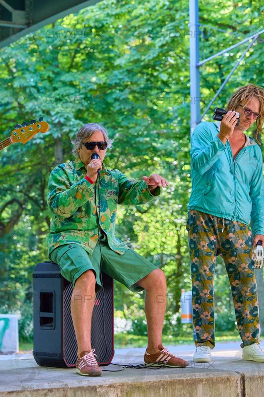 Copyright: Starpix / A. Tuma, 01.07.2026 Wien ,    Hubertus von HOHENLOHE,        Videodreh zu dem Song " Landpartie " von Zaungast feat. Hubertus in der Prater Alle Wien
