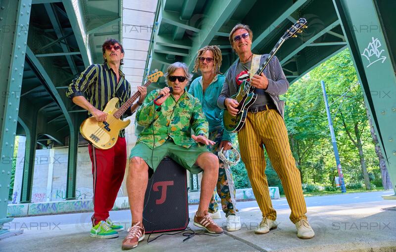 Videodreh zu dem Song " Landpartie " von Zaungast feat. Hubertus in der Prater Alle Wien