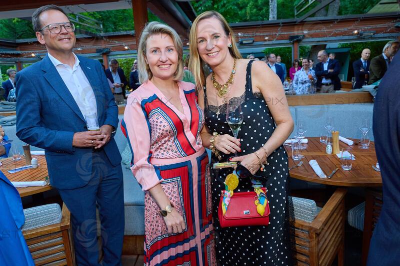 Copyright: Starpix / A. Tuma, 03.07.2026 Wien ,    Susanne RAAB, Maria GROßBAUER,   Sommerfest von Grünberger & Partner und Geburtstagfest  im Klee am Hanslteich