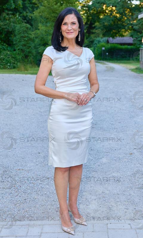 Copyright: Starpix / A. Tuma, 03.07.2026 Wien , Silvia GRÜNBERGER , Portrait,  Sommerfest von Grünberger & Partner und Geburtstagfest  im Klee am Hanslteich