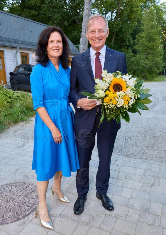 Copyright: Starpix / A. Tuma, 03.07.2026 Wien ,  Thomas STELZER  Frau  Bettina STELZER WÖGERER ,   Sommerfest von Grünberger & Partner und Geburtstagfest  im Klee am Hanslteich