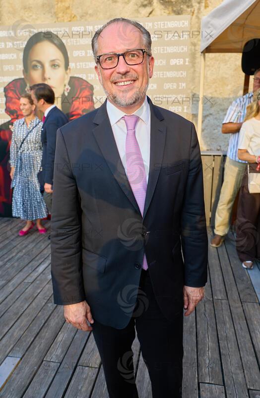 Copyright: Starpix / A. Tuma, 15.07.2026 St. Margarethen , Alexander SCHALLENBERG,   Premiere Oper im Steinbruch St. Margarethen "Tosca"Premiere Oper im Steinbruch St. Margarethen "Tosca"