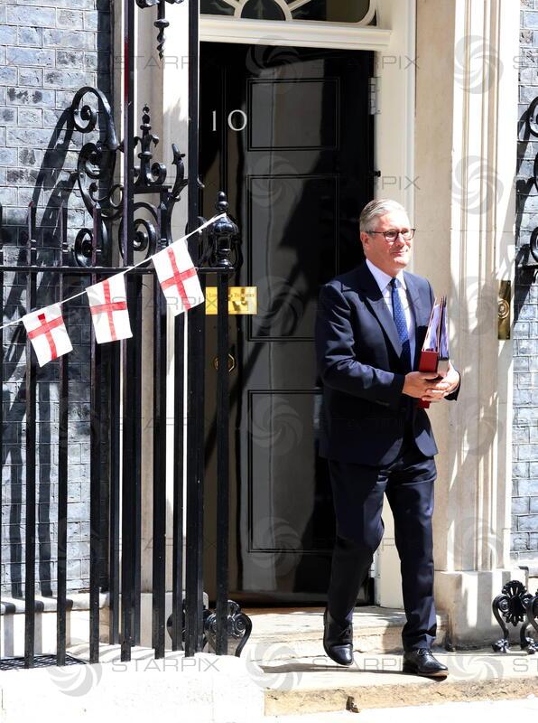 Keir Starmer attends final PMQs of his Premiership