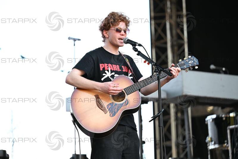 McGrath performing at The Mount, Wasing in Berkshire