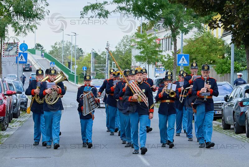 Copyright: Starpix / A. Tuma, 27.07.2026 Deutsch Wagram,  Musikkapelle , Verleihung des Goldenen Johann Strauss 2026  im Marchfelderhof an Helga Papouschek